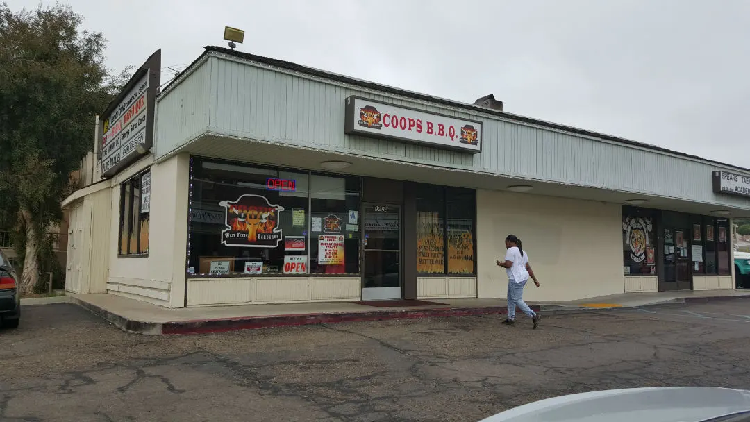 Coops Storefront 2
